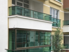 Cam Balkon